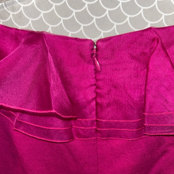 NWT NUE by Shani Fuchsia Ruffled 3/4 Sleeve Sheath Dress - Picture 6 of 8